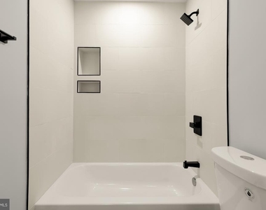 3215 Mount Pleasant Street Nw - Photo Thumbnail 14