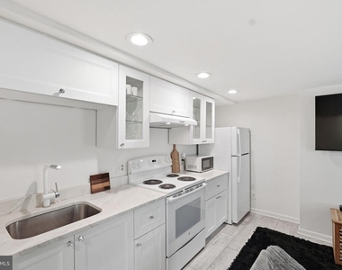 708 I Street Se - Photo Thumbnail 12