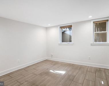 1350 Perry Place Nw - Photo Thumbnail 6