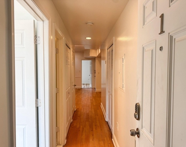 1652 West Virginia Avenue Ne - Photo Thumbnail 3