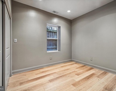 1317 Harvard Street Nw - Photo Thumbnail 9