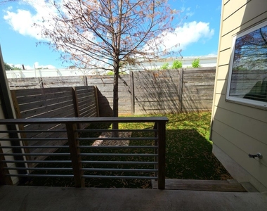 6800 Manchaca Rd - Photo Thumbnail 19