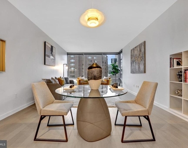1111 24th Street Nw - Photo Thumbnail 5