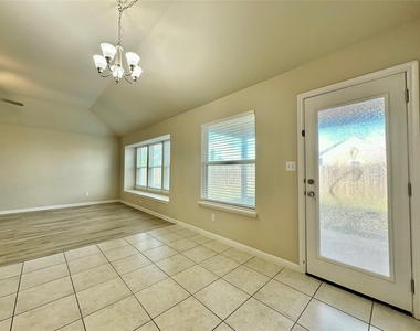 5977 Malta Cir - Photo Thumbnail 22
