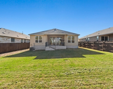 1640 Flying Horseshoe Bnd - Photo Thumbnail 25