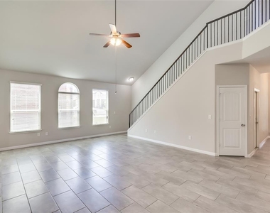 11608 Reading Ct - Photo Thumbnail 9