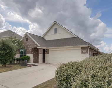 19412 Camlann Pl - Photo Thumbnail 1
