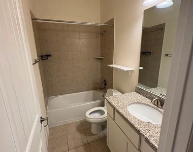3812 Alpine Ridge Cv - Photo Thumbnail 13