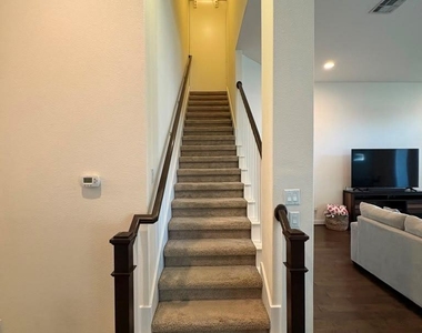 3812 Alpine Ridge Cv - Photo Thumbnail 30