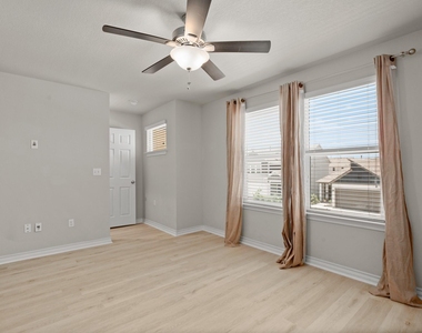 11804 Clayton Creek Ave - Photo Thumbnail 10