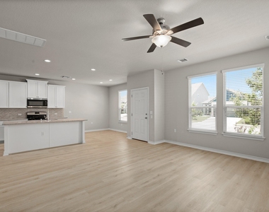 11804 Clayton Creek Ave - Photo Thumbnail 2