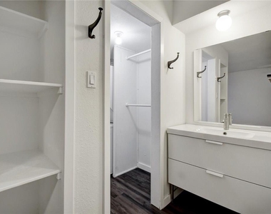 4111 Avenue A St - Photo Thumbnail 9