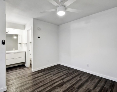 4111 Avenue A St - Photo Thumbnail 8