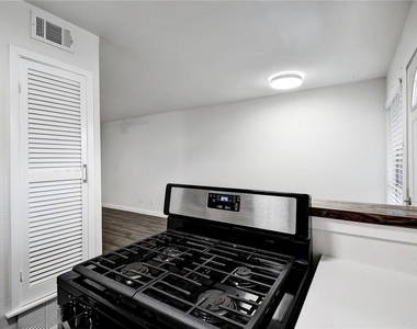 4111 Avenue A St - Photo Thumbnail 6