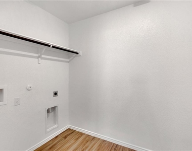 3204 Kenner Dr - Photo Thumbnail 16