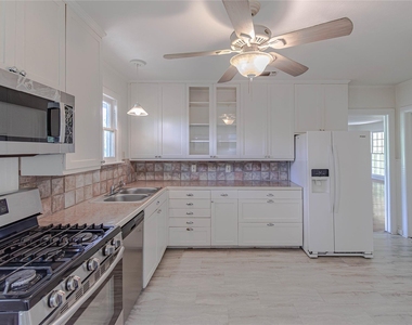 1202 Norwood Rd - Photo Thumbnail 19