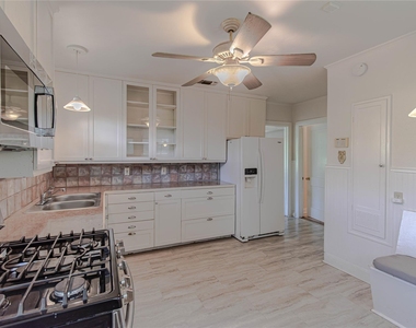 1202 Norwood Rd - Photo Thumbnail 18