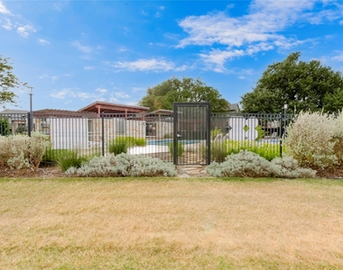 726 Kingston Pl - Photo Thumbnail 36