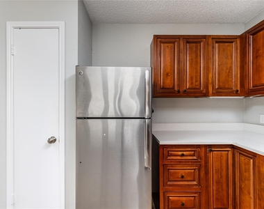 1803 Heatherglen Ln - Photo Thumbnail 20
