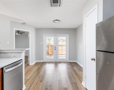 1803 Heatherglen Ln - Photo Thumbnail 21