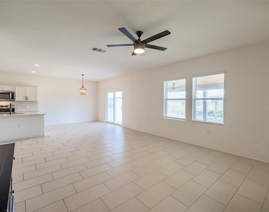 6300 Routenburn St - Photo Thumbnail 15