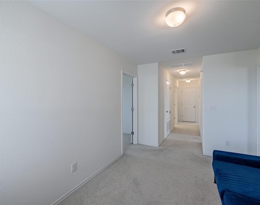 6300 Routenburn St - Photo Thumbnail 17