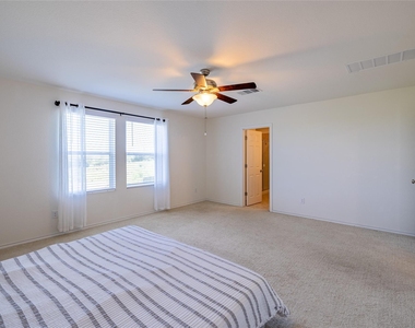 6300 Routenburn St - Photo Thumbnail 29