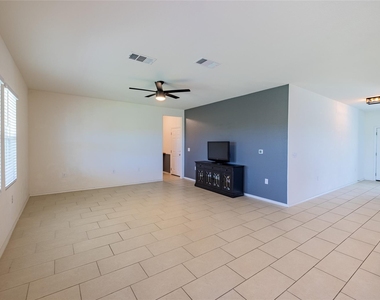 6300 Routenburn St - Photo Thumbnail 16