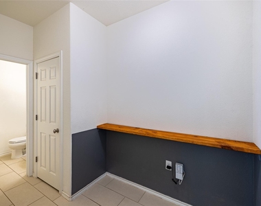 6300 Routenburn St - Photo Thumbnail 33