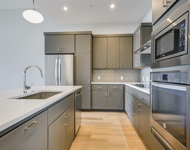 5921 Hi Line Rd - Photo Thumbnail 6