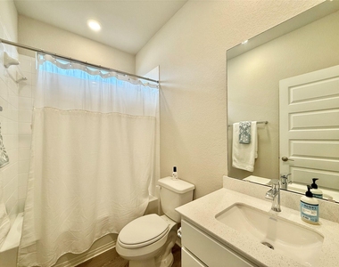 17712 Gilberto Dr - Photo Thumbnail 15