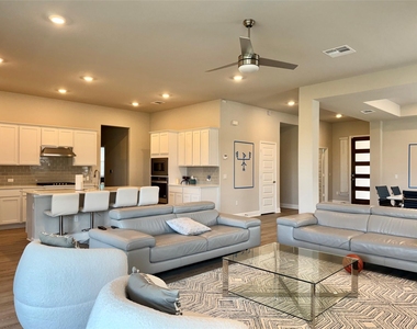 17712 Gilberto Dr - Photo Thumbnail 1