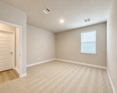 17712 Gilberto Dr - Photo Thumbnail 14