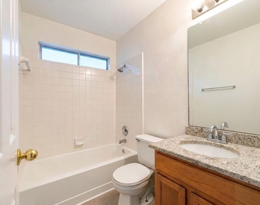1841 Greening Way - Photo Thumbnail 23