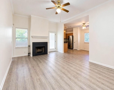 1841 Greening Way - Photo Thumbnail 28