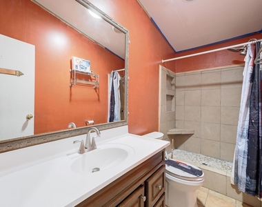 7807 Williamson Creek Dr - Photo Thumbnail 10