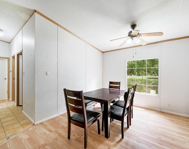 7807 Williamson Creek Dr - Photo Thumbnail 3