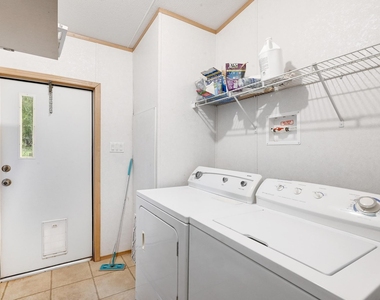 7807 Williamson Creek Dr - Photo Thumbnail 15