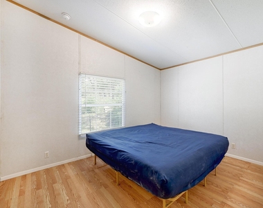 7807 Williamson Creek Dr - Photo Thumbnail 11