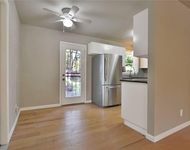 1408 Broadmoor Dr - Photo Thumbnail 4