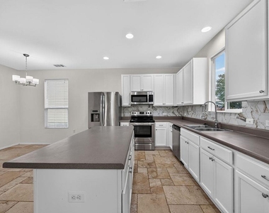 9420 Southwick Dr - Photo Thumbnail 13
