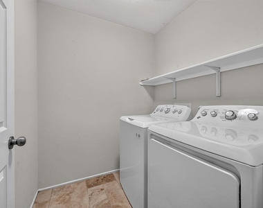 9420 Southwick Dr - Photo Thumbnail 24