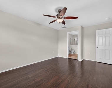 9420 Southwick Dr - Photo Thumbnail 21