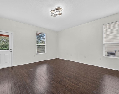 9420 Southwick Dr - Photo Thumbnail 8