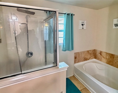 9420 Southwick Dr - Photo Thumbnail 16