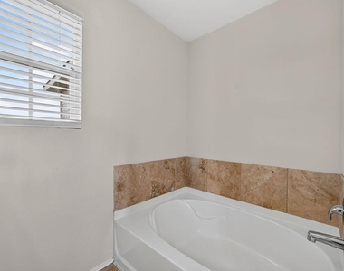 9420 Southwick Dr - Photo Thumbnail 23