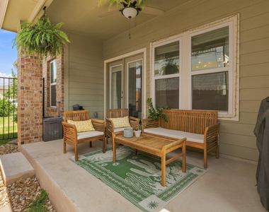 9207 Looksee Ln - Photo Thumbnail 24