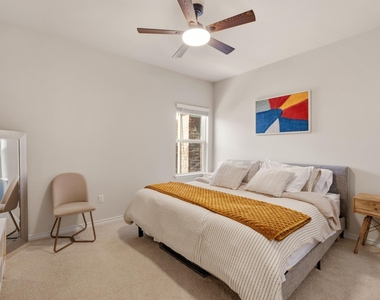9207 Looksee Ln - Photo Thumbnail 19