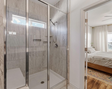9207 Looksee Ln - Photo Thumbnail 18
