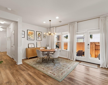 9207 Looksee Ln - Photo Thumbnail 13